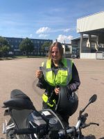 E486DE36-4153-45CA-A900-694AD9BC669C