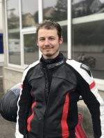 EA0F3172-C018-415F-AE9F-26B810E15EEC